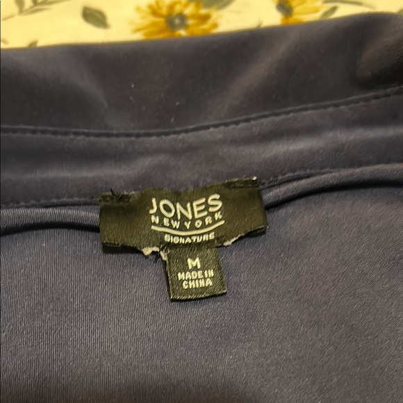 Jones New York Navy Sleeveless Women's Top - Picture 3 of 4